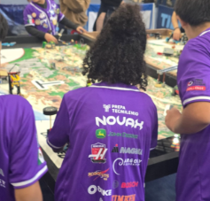Novax en Mesa Oficial